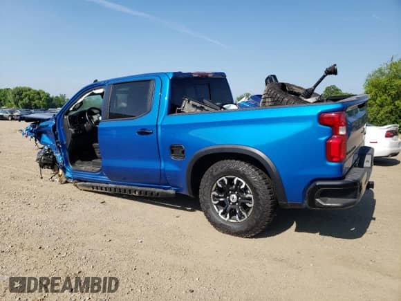 2024 Chevrolet Silverado 1500 ZR2 с VIN 3GCUDHE87RG197762, выставлен на аукционе Copart как лот 62410105 с пробегом 16 905 миль миль и Списание • Salvage title. История ставок и продаж доступна на DreamBid. Изображение 2.