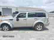 2009 Dodge Nitro SE z VIN 1D8GT28K79W532123, wystawiony jako IAAI lot #42627816 z przebiegiem 227 864 mil mil oraz . Historia ofert i sprzedaży dostępna na DreamBid. Obrazek 14.