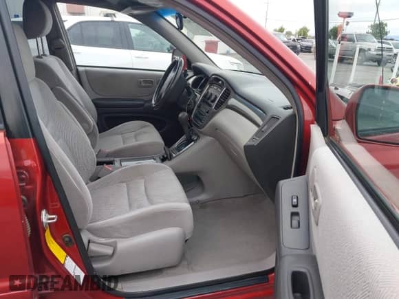 2003 Toyota Highlander с VIN JTEHF21A330125417, выставлен на аукционе IAAI как лот 42802970 с пробегом 212 443 миль миль и . История ставок и продаж доступна на DreamBid. Изображение 5.