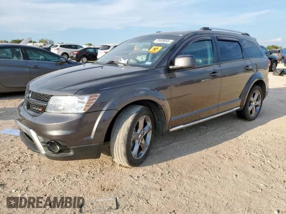 2016 Dodge Journey Crossroad Plus z VIN 3C4PDCGG2GT182529, wystawiony jako Copart lot #70489695 z przebiegiem Nie podano mil oraz Szkoda całkowita • Salvage title. Historia ofert i sprzedaży dostępna na DreamBid. Obrazek 1.