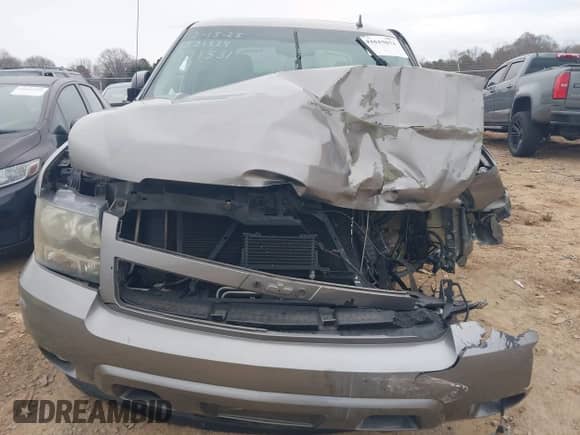 2009 Chevrolet Avalanche 2LT with VIN 3GNEC22019G221581, listed as a IAAI auction lot 41619671 with 179,407 mi miles and . Bid and sale history available at DreamBid. Image 11.