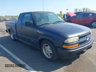 2002 Chevrolet S-10 LS с VIN 1GCCS19W928117875, выставлен на аукционе IAAI как лот 42170497 с пробегом 84 641 миль миль и . История ставок и продаж доступна на DreamBid. Изображение 1.