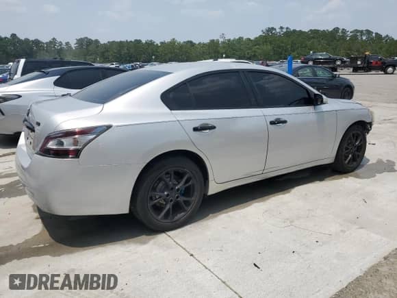 2013 Nissan Maxima S z VIN 1N4AA5AP6DC822807, wystawiony jako Copart lot #58586275 z przebiegiem 133 554 mil mil oraz Szkoda całkowita • Salvage title. Historia ofert i sprzedaży dostępna na DreamBid. Obrazek 3.