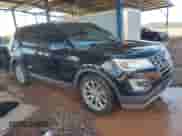 2017 Ford Explorer Limited z VIN 1FM5K7FH9HGA23085, wystawiony jako Copart lot #81435785 z przebiegiem 132 722 mil mil oraz Szkoda całkowita • Salvage title. Historia ofert i sprzedaży dostępna na DreamBid. Obrazek 4.
