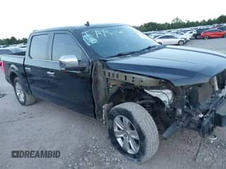 2020 Ford F-150 XL z VIN 1FTEW1E44LFB19709, wystawiony jako IAAI lot #42559801 z przebiegiem 111 447 mil mil oraz . Historia ofert i sprzedaży dostępna na DreamBid. Obrazek 1.