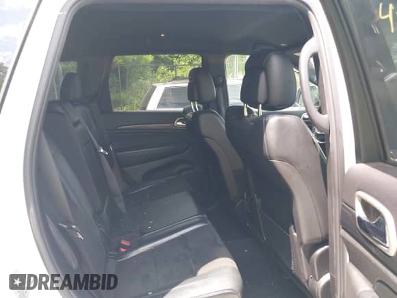 2019 Jeep Grand Cherokee Altitude с VIN 1C4RJFAG4KC802362, выставлен на аукционе IAAI как лот 42746174 с пробегом 104 487 миль миль и . История ставок и продаж доступна на DreamBid. Изображение 8.