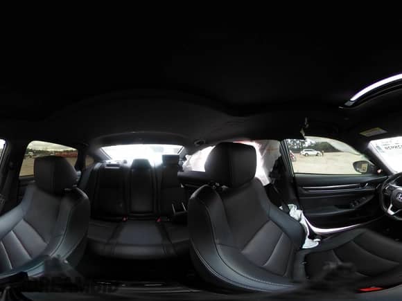 2021 Honda Accord Sport z VIN 1HGCV2F32MA016889, wystawiony jako IAAI lot #43328920 z przebiegiem 89 163 mil mil oraz . Historia ofert i sprzedaży dostępna na DreamBid. Obrazek 18.