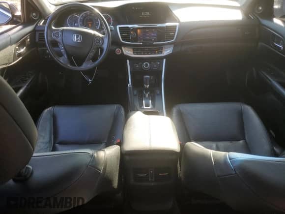 2013 Honda Accord Touring с VIN 1HGCR3F95DA038240, выставлен на аукционе Copart как лот 70801405 с пробегом 176 841 миль миль и Списание • Salvage title. История ставок и продаж доступна на DreamBid. Изображение 8.