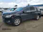 2018 Chevrolet Traverse LT Cloth z VIN 1GNERGKW0JJ268541, wystawiony jako Copart lot #55589855 z przebiegiem 257 380 mil mil oraz Szkoda całkowita • Salvage title. Historia ofert i sprzedaży dostępna na DreamBid. Obrazek 1.