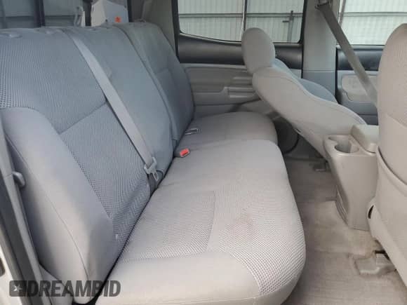 2008 Toyota Tacoma PreRunner with VIN 3TMKU72N98M015846, listed as a Copart auction lot 82139065 with 210,053 mi miles and Salvage title. Bid and sale history available at DreamBid. Image 10.