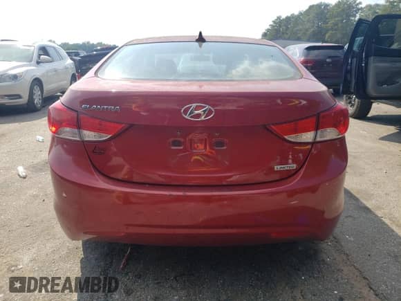 2013 Hyundai Elantra GLS с VIN KMHDH4AE0DU765666, выставлен на аукционе Copart как лот 81128105 с пробегом Не указан миль и Чистый • Clean title. История ставок и продаж доступна на DreamBid. Изображение 6.