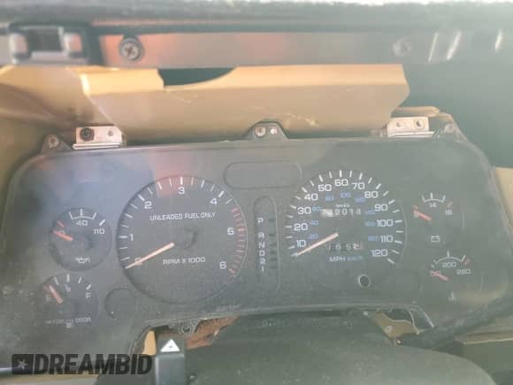 1997 Dodge RAM with VIN 3B7MC33W1VM514390, listed as a Copart auction lot 43848305 with 242,014 mi miles and Clean title. Bid and sale history available at DreamBid. Image 9.