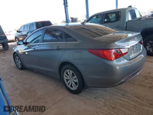 2013 Hyundai Sonata GLS z VIN 5NPEB4AC1DH599175, wystawiony jako Copart lot #84285505 z przebiegiem 93 292 mil mil oraz Szkoda całkowita • Salvage title. Historia ofert i sprzedaży dostępna na DreamBid. Obrazek 2.