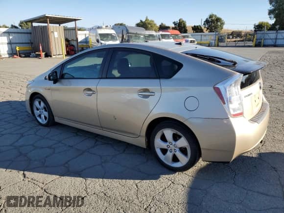2011 Toyota Prius III with VIN JTDKN3DU2B0309903, listed as a Copart auction lot 85602495 with 147,439 mi miles and Clean title. Bid and sale history available at DreamBid. Image 2.