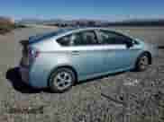 2013 Toyota Prius Three z VIN JTDKN3DU2D5572687, wystawiony jako Copart lot #82287515 z przebiegiem 122 254 mil mil oraz Czysty tytuł • Clean title. Historia ofert i sprzedaży dostępna na DreamBid. Obrazek 3.