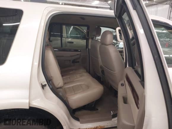 2005 Ford Explorer Limited with VIN 1FMDU75W05ZA24471, listed as a IAAI auction lot 42312449 with 151,392 mi miles and . Bid and sale history available at DreamBid. Image 8.