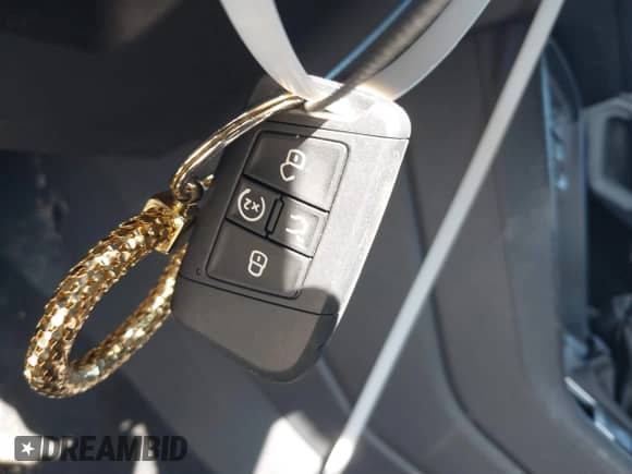 2022 Volkswagen Tiguan SE R-Line Black с VIN 3VV8B7AXXNM095478, выставлен на аукционе IAAI как лот 42056142 с пробегом 24 609 миль миль и . История ставок и продаж доступна на DreamBid. Изображение 11.