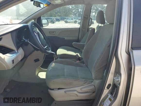 2015 Toyota Sienna L with VIN 5TDZK3DC7FS688625, listed as a Copart auction lot 83802805 with 337,291 mi miles and Clean title. Bid and sale history available at DreamBid. Image 7.