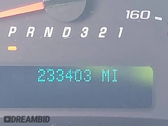 2008 Chevrolet City Express Cargo z VIN 1GCGG25KX81133998, wystawiony jako IAAI lot #42540888 z przebiegiem 233 403 mil mil oraz . Historia ofert i sprzedaży dostępna na DreamBid. Obrazek 15.