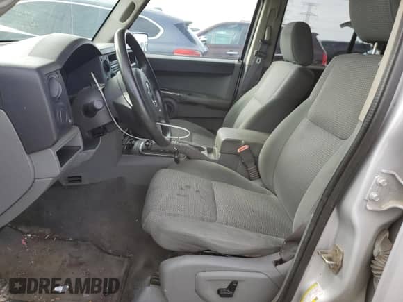 2007 Jeep Commander Sport with VIN 1J8HG48P07C578690, listed as a Copart auction lot 68453585 with 182,417 mi miles and Salvage title. Bid and sale history available at DreamBid. Image 7.