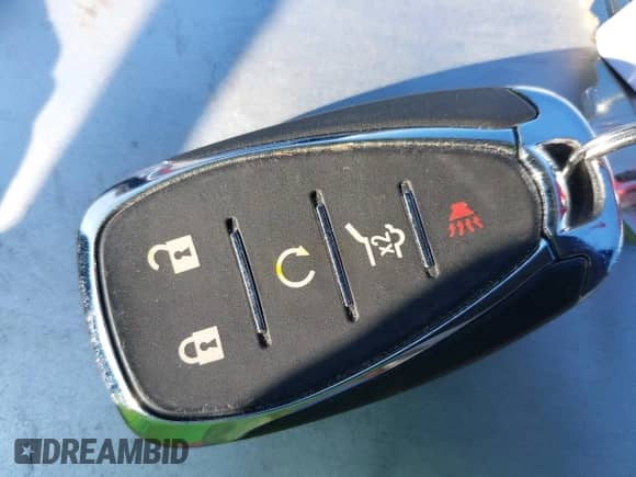 2018 Chevrolet Equinox LT with VIN 3GNAXJEVXJS641751, listed as a IAAI auction lot 43283356 with 110,261 mi miles and . Bid and sale history available at DreamBid. Image 11.