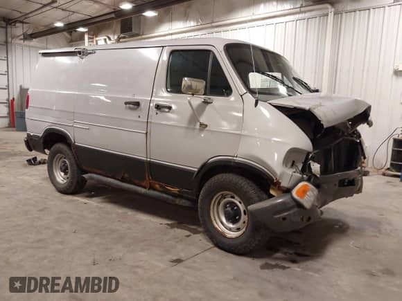 1997 Dodge Cargo with VIN 2B7HB11X4VK576954, listed as a IAAI auction lot 42450385 with 81,369 mi miles and . Bid and sale history available at DreamBid. Image 1.
