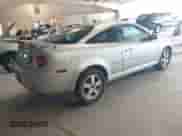 2009 Chevrolet Cobalt 1LT z VIN 1G1AT18H697265627, wystawiony jako IAAI lot #42914026 z przebiegiem 89 534 mil mil oraz . Historia ofert i sprzedaży dostępna na DreamBid. Obrazek 4.