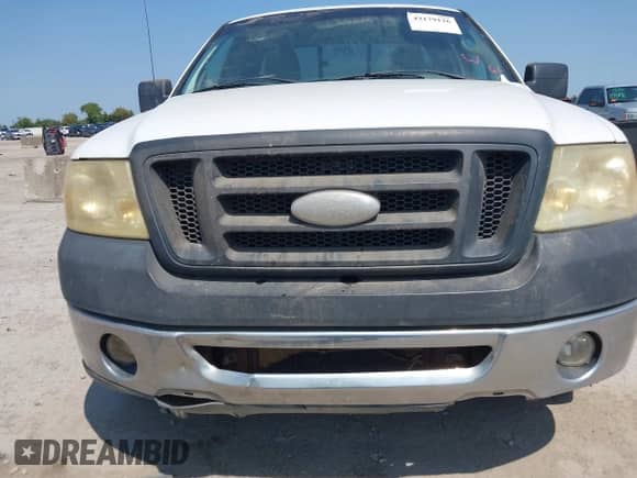 2007 Ford F-150 XL с VIN 1FTRF12W77KC72556, выставлен на аукционе IAAI как лот 43179126 с пробегом Не указан миль и . История ставок и продаж доступна на DreamBid. Изображение 6.