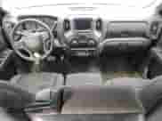 2022 Chevrolet Silverado 1500 Custom Trail Boss z VIN 3GCPDCEK2NG608264, wystawiony jako Copart lot #54223975 z przebiegiem 49 938 mil mil oraz Czysty tytuł • Clean title. Historia ofert i sprzedaży dostępna na DreamBid. Obrazek 8.