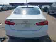 2020 Chevrolet Malibu LS с VIN 1G1ZC5ST9LF132154, выставлен на аукционе IAAI как лот 43033025 с пробегом 47 402 миль миль и . История ставок и продаж доступна на DreamBid. Изображение 16.