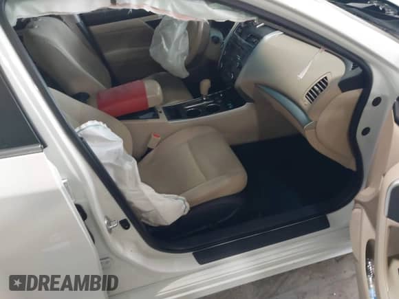 2015 Nissan Altima SL with VIN 1N4AL3AP4FC284285, listed as a IAAI auction lot 43218937 with 202,954 mi miles and . Bid and sale history available at DreamBid. Image 5.