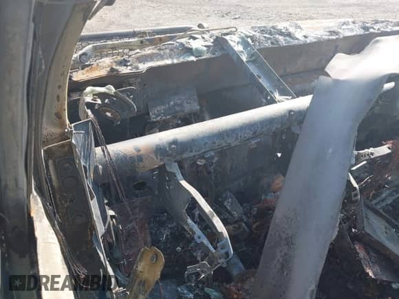 2013 Ram 1500 Big Horn z VIN 1C6RR7LT1DS505431, wystawiony jako IAAI lot #43238134 z przebiegiem Nie podano mil oraz . Historia ofert i sprzedaży dostępna na DreamBid. Obrazek 7.