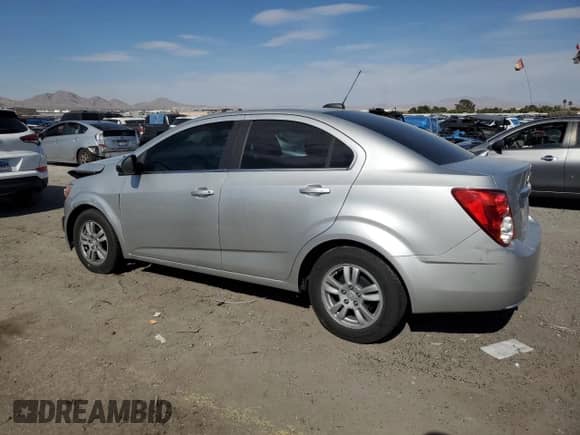 2015 Chevrolet Sonic LT с VIN 1G1JC5SB1F4184219, выставлен на аукционе Copart как лот 54556505 с пробегом 43 889 миль миль и Списание • Salvage title. История ставок и продаж доступна на DreamBid. Изображение 2.