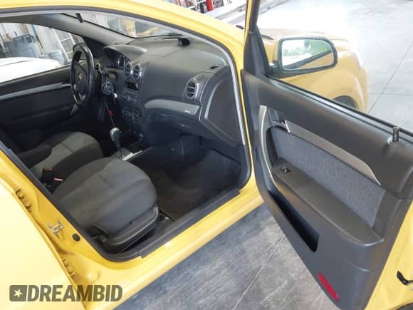 2011 Chevrolet Aveo 2LT с VIN KL1TG5DE8BB126892, выставлен на аукционе IAAI как лот 43139135 с пробегом 174 794 миль миль и . История ставок и продаж доступна на DreamBid. Изображение 5.