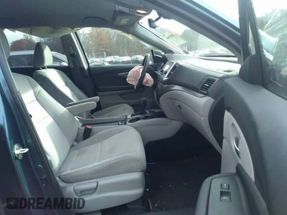 2019 Honda Pilot LX с VIN 5FNYF6H14KB090906, выставлен на аукционе IAAI как лот 38089966 с пробегом 33 762 миль миль и . История ставок и продаж доступна на DreamBid. Изображение 5.