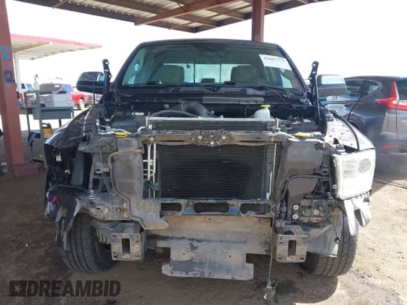 2017 Ram 1500 Laramie z VIN 1C6RR7NT7HS817210, wystawiony jako IAAI lot #42087758 z przebiegiem 189 230 mil mil oraz . Historia ofert i sprzedaży dostępna na DreamBid. Obrazek 13.