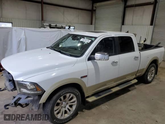 2014 Ram 1500 Longhorn Limited z VIN 1C6RR7WM7ES269535, wystawiony jako Copart lot #44575215 z przebiegiem 223 170 mil mil oraz Szkoda całkowita • Salvage title. Historia ofert i sprzedaży dostępna na DreamBid. Obrazek 1.