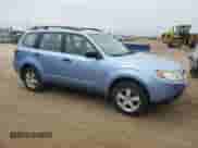 2011 Subaru Forester X z VIN JF2SHBBC4BG703679, wystawiony jako Copart lot #64521565 z przebiegiem 112 026 mil mil oraz Czysty tytuł • Clean title. Historia ofert i sprzedaży dostępna na DreamBid. Obrazek 4.