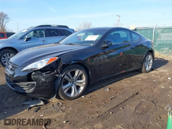 2010 Hyundai Genesis Coupe Premium с VIN KMHHT6KD8AU023478, выставлен на аукционе IAAI как лот 41080035 с пробегом 27 678 миль миль и . История ставок и продаж доступна на DreamBid. Изображение 17.