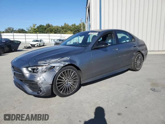 2022 Mercedes-Benz C 300 with VIN W1KAF4GB0NR018718, listed as a Copart auction lot 68028015 with 27,984 mi miles and Salvage title. Bid and sale history available at DreamBid. Image 1.