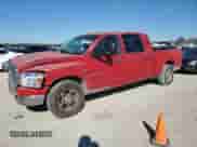 2006 Dodge 1500 SLT z VIN 3D7KR19D06G235986, wystawiony jako Copart lot #89410385 z przebiegiem 214 406 mil mil oraz Szkoda całkowita • Salvage title. Historia ofert i sprzedaży dostępna na DreamBid. Obrazek 1.