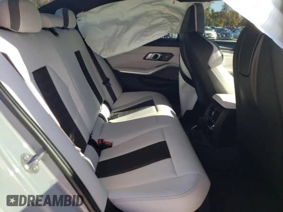 2021 BMW M3 с VIN WBS53AY01MFK81180, выставлен на аукционе Copart как лот 72774513 с пробегом 16 749 миль миль и Списание • Salvage title. История ставок и продаж доступна на DreamBid. Изображение 10.