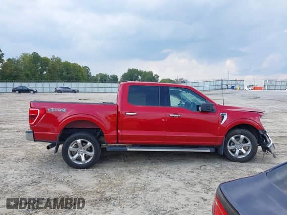 2022 Ford F-150 XL с VIN 1FTFW1E81NFB58154, выставлен на аукционе IAAI как лот 43167916 с пробегом 111 267 миль миль и . История ставок и продаж доступна на DreamBid. Изображение 14.