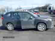 2022 Subaru Forester z VIN JF2SKAAC9NH410405, wystawiony jako IAAI lot #41636802 z przebiegiem 87 056 mil mil oraz . Historia ofert i sprzedaży dostępna na DreamBid. Obrazek 13.