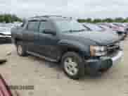 2013 Chevrolet Avalanche LT with VIN 3GNTKFE70DG287459, listed as a Copart auction lot 64623305 with 261,183 mi miles and Clean title. Bid and sale history available at DreamBid. Image 4.