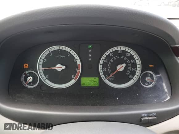 2007 Hyundai Azera SE с VIN KMHFC46FX7A225224, выставлен на аукционе Copart как лот 68706545 с пробегом 176 733 миль миль и Списание • Salvage title. История ставок и продаж доступна на DreamBid. Изображение 9.