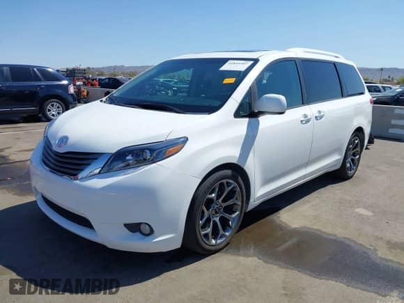 2013 Toyota Sienna XLE AAS with VIN 5TDYK3DC6DS381794, listed as a IAAI auction lot 41845507 with 160,290 mi miles and . Bid and sale history available at DreamBid. Image 17.