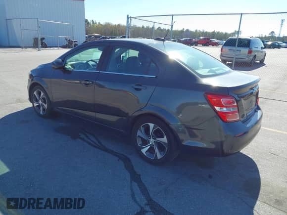 2019 Chevrolet Sonic Premier с VIN 1G1JF5SB5K4127944, выставлен на аукционе IAAI как лот 41792263 с пробегом 106 887 миль миль и . История ставок и продаж доступна на DreamBid. Изображение 3.