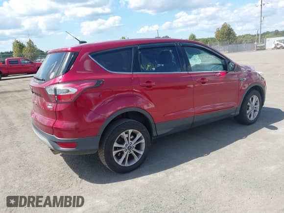 2017 Ford Escape SE с VIN 1FMCU9GD5HUA35244, выставлен на аукционе IAAI как лот 43194027 с пробегом 77 212 миль миль и . История ставок и продаж доступна на DreamBid. Изображение 4.