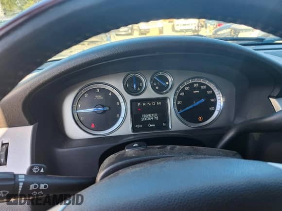 2013 Cadillac Escalade ESV Luxury с VIN 1GYS4HEF3DR217482, выставлен на аукционе IAAI как лот 41508364 с пробегом 200 364 миль миль и . История ставок и продаж доступна на DreamBid. Изображение 7.